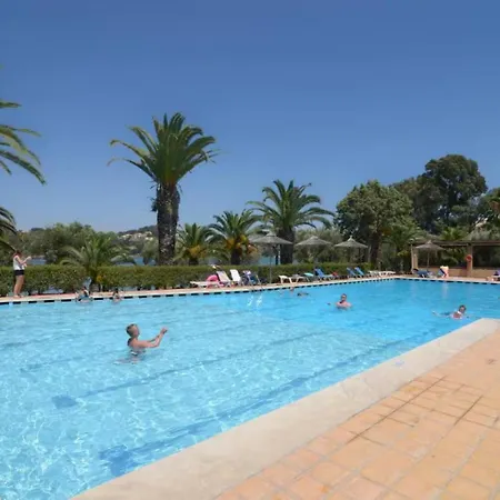 Dreamy Seaside Loft Pool, Parking, Fast Wifi Gouvia