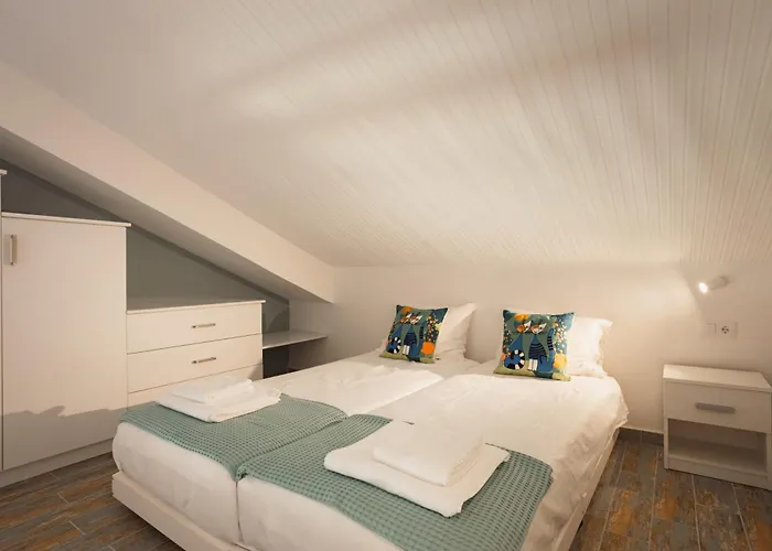 아파트 Dreamy Seaside Loft Pool, Parking, Fast Wifi 고우비아