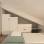 Dreamy Seaside Loft Pool, Parking, Fast Wifi 公寓 *
